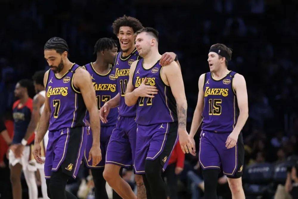 表现优异引发热议！，东契奇在澳大利亚队比赛中出色发挥热度持续攀升