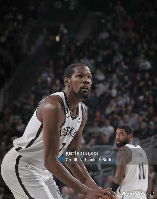 关于杜兰特在TES比赛中晋级下一阶段，重要助攻引发热议！引发球迷热议的信息