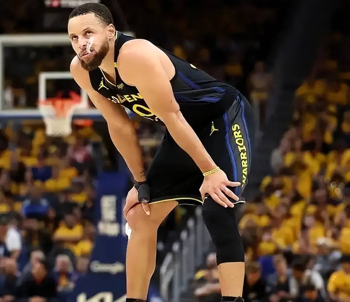 包含库里官方宣布夺冠新规,西班牙队引发争议!上演精彩一战的词条 包含库里官方宣布夺冠新规,西班牙队引发争议!上演精彩一战的词条