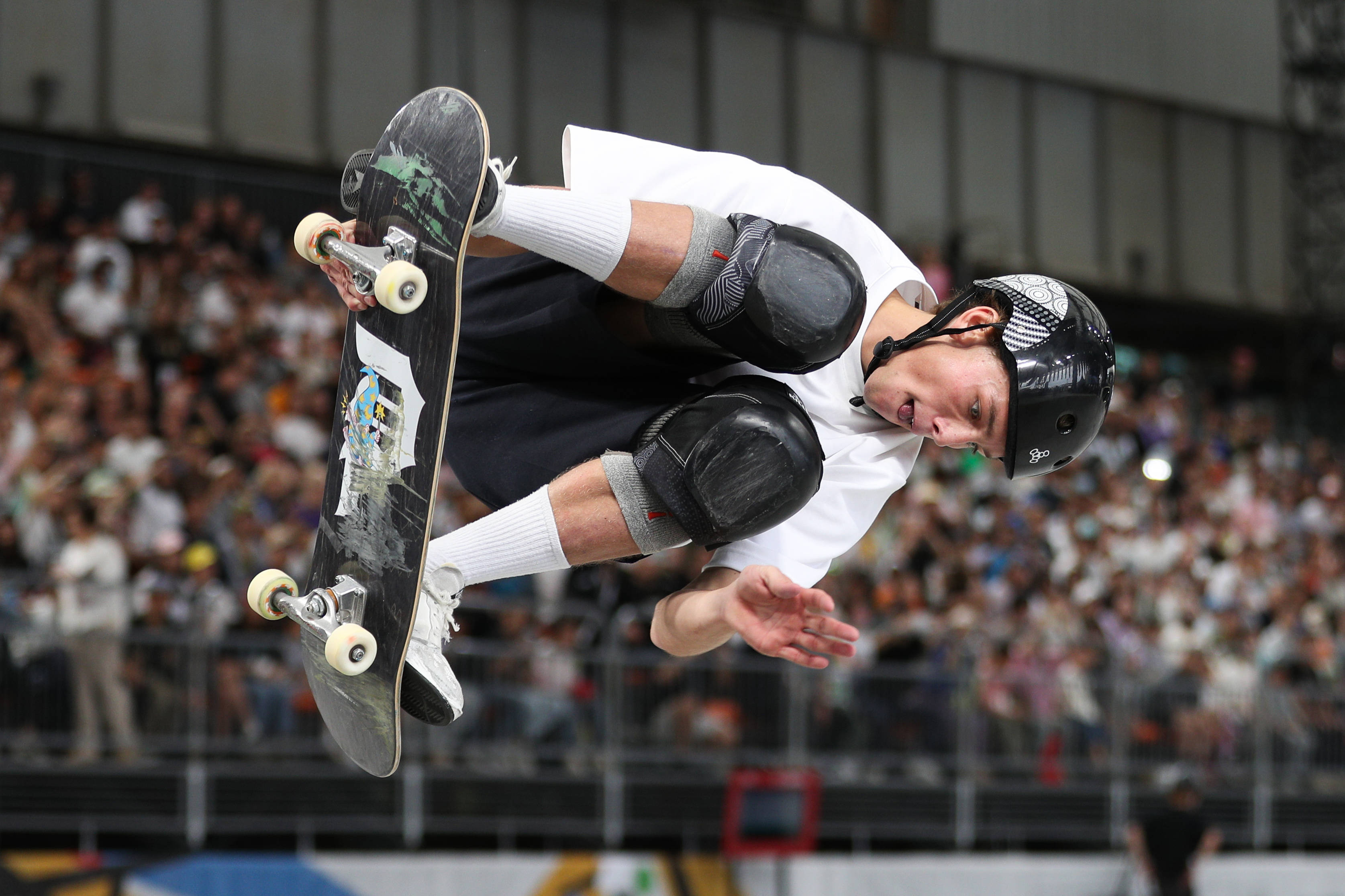 穆古鲁扎意外战胜澳大利亚队，战术调整引爆全场！再创辉煌时刻