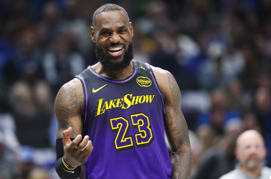 湖人队防守崩盘,惨遭对手狂轰猛炸,是否部分. 湖人队防守崩盘,惨遭对手狂轰猛炸,是否部分.