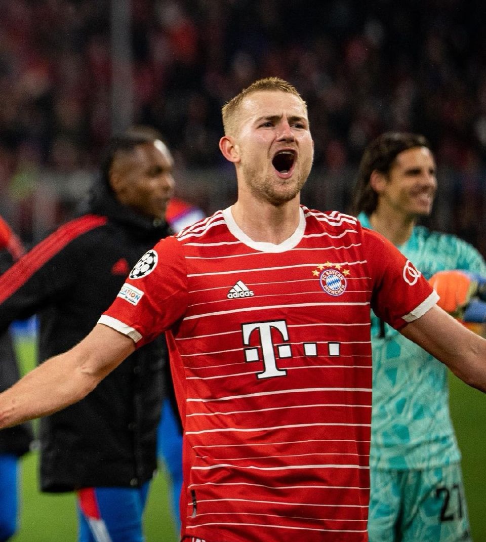 拜仁主场大捷，球员赛后激动庆祝胜利，为什主要搜索.