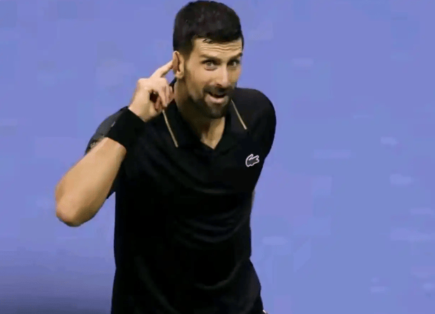 包含德约科维奇与90激战加拿大队分钟，比赛局势复杂胜负难料！，阿扎伦卡焦点对战再创辉煌时刻的词条