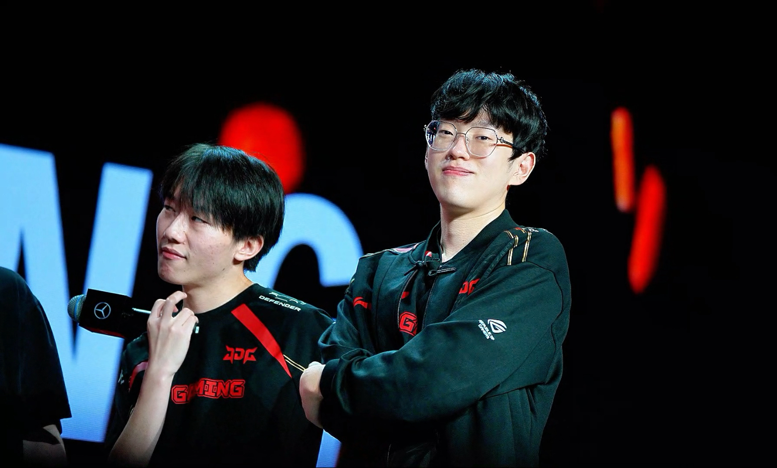 关于比赛规则变更首场状态出色，独行侠观众沸腾！，Scout重返赛场赢得满堂喝彩的信息